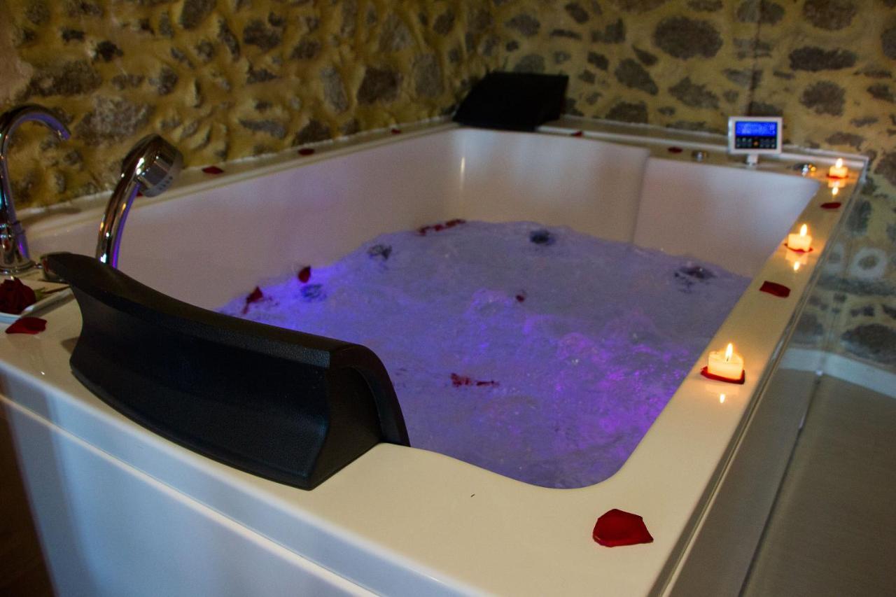 Casa Das Fiadeiras De Nemina Con Jacuzzi Exterior photo